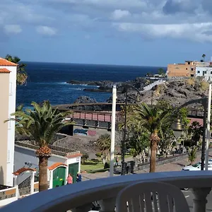Playa La Arena , Puerto de Santiago (Tenerife) España